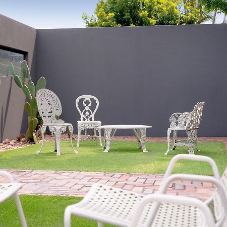 Anville Court Brisbane Eksteriør billede